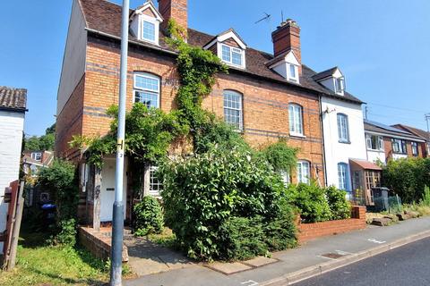 3 bedroom end of terrace house for sale, Mill End, Warwickshire CV8