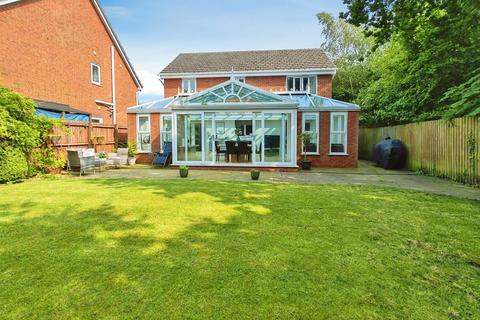 5 bedroom detached house for sale, Leveret Court, Leyland PR26