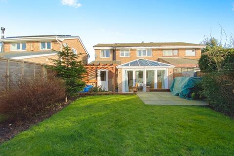 10 Northlands, Leyland, PR26 7XP