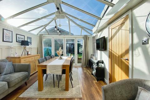 10 Northlands, Leyland, PR26 7XP