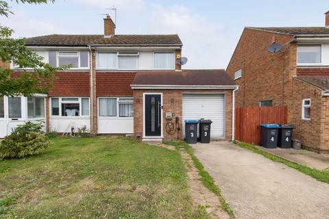 3 bedroom semi-detached house for sale, Almond Close, Broadstairs, CT10