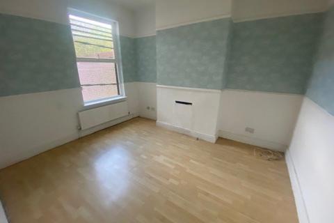 3 bedroom end of terrace house for sale, Wadham Road, Merseyside L20