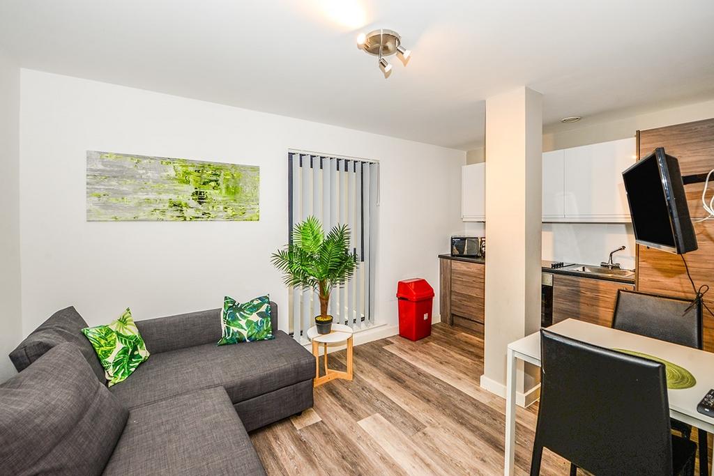 Studio Apartment