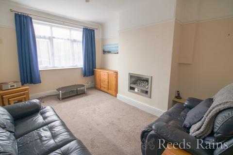 3 bedroom end of terrace house for sale, Regent Street, Cheshire CH65