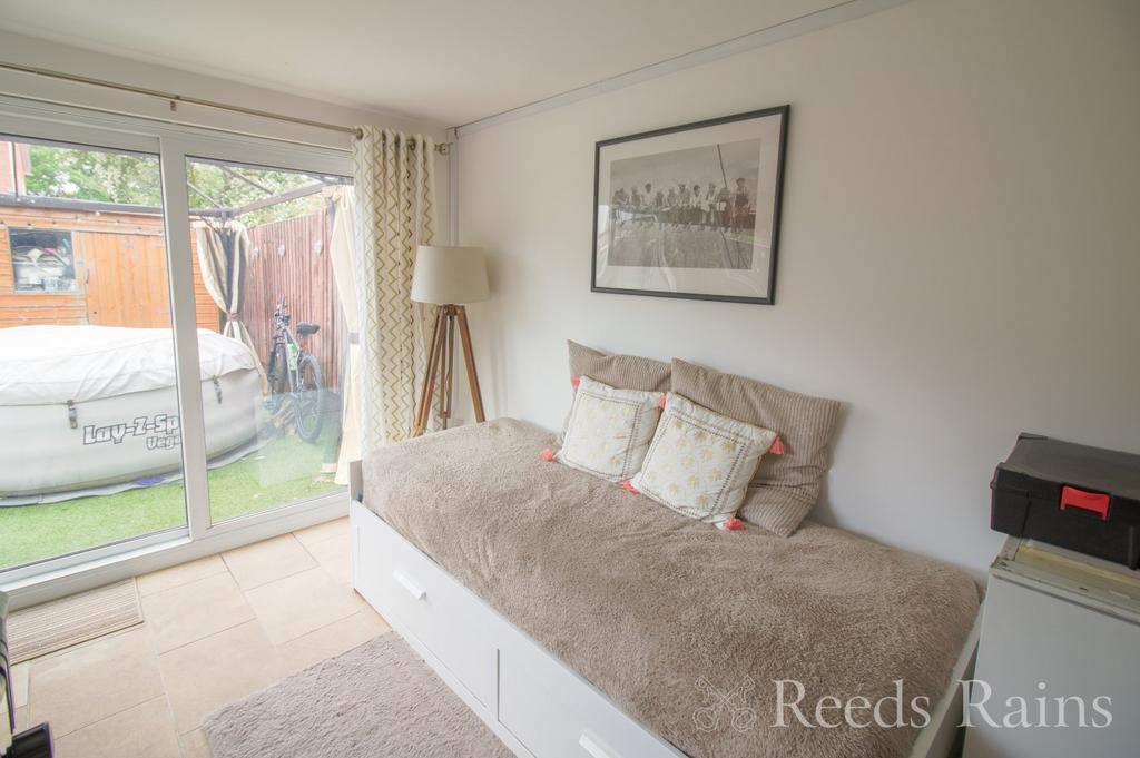 Family Room/Bedroom