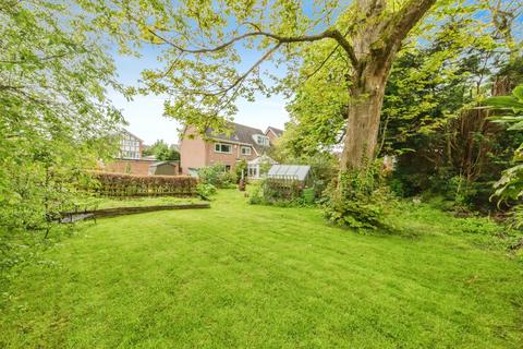 4 bedroom detached house for sale, Arbour Crescent, Cheshire SK10