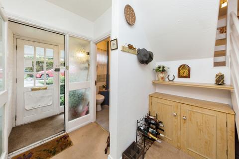 2 Arbour Crescent, Tytherington, Macclesfield, SK10 2JB