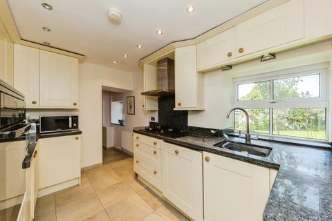 3 bedroom end of terrace house for sale, Lidgetts Lane, Macclesfield SK10