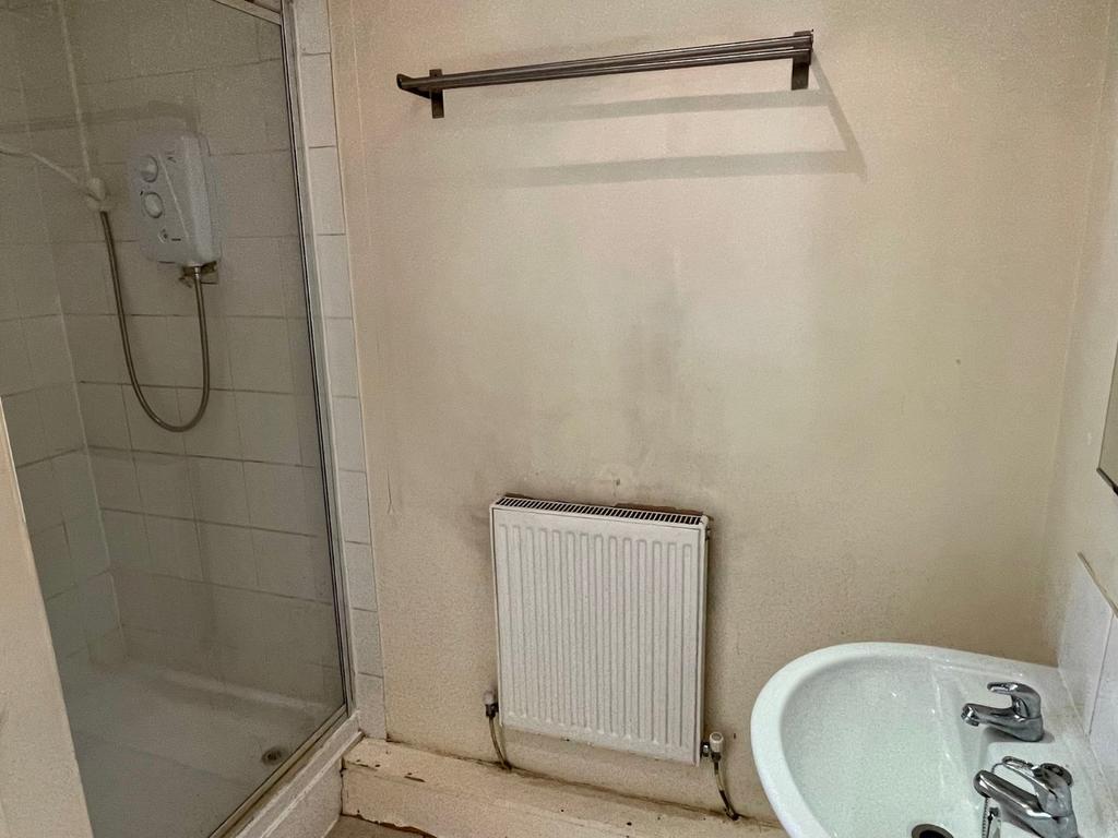 Shower Room/ Wc