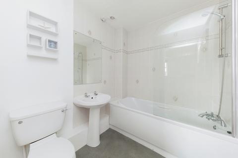 251 Crompton Road, Macclesfield, SK11 8HB