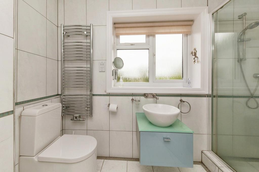 Shower Room/ Wc
