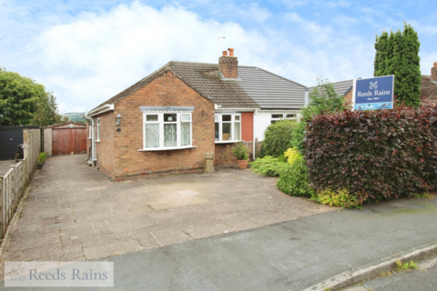 3 bedroom bungalow for sale, Hillcrest Road, Macclesfield SK11