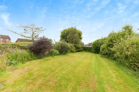 3 bedroom bungalow for sale, Hillcrest Road, Macclesfield SK11