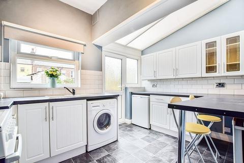 2 bedroom terraced house for sale, Newton Street, Cheshire SK11