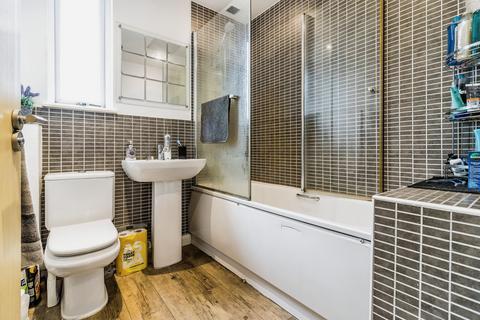 8 Lloyd Wright Avenue, Manchester, M11 3NJ