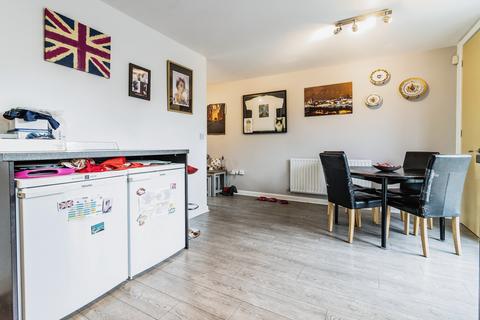 8 Lloyd Wright Avenue, Manchester, M11 3NJ