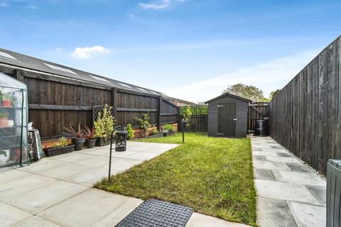 13 Oregon Close, Manchester, M13 9SF