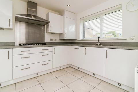 4 bedroom semi-detached house for sale, Winstanley Road, Manchester M40