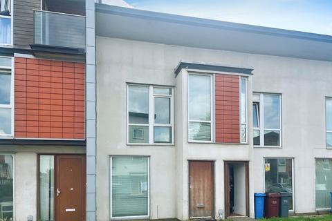 22 Bell Crescent, Manchester, M11 3UA