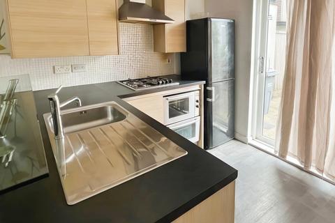 22 Bell Crescent, Manchester, M11 3UA