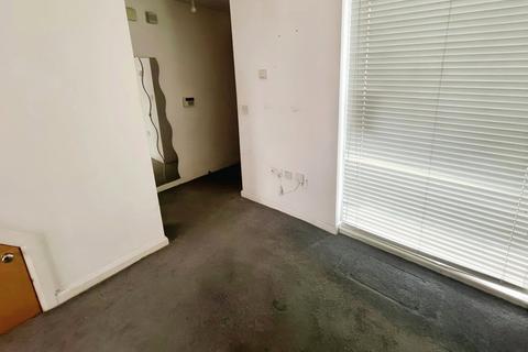 22 Bell Crescent, Manchester, M11 3UA