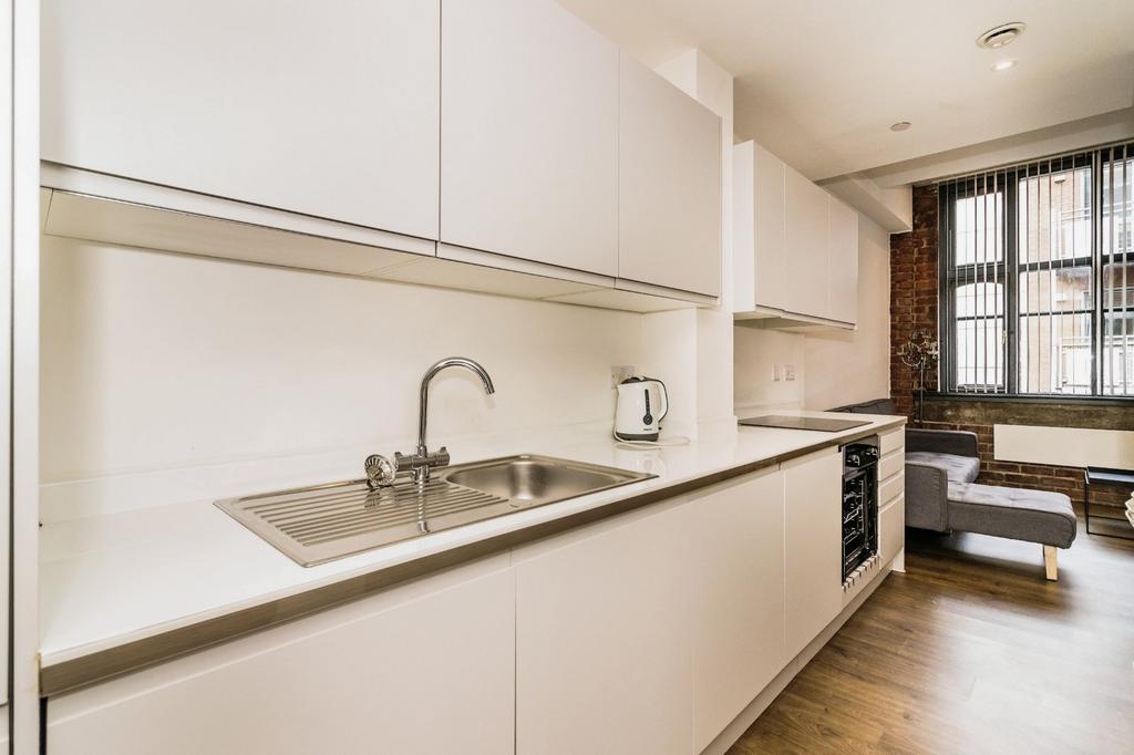 Apartment in Manchester, Strangeways - View 5