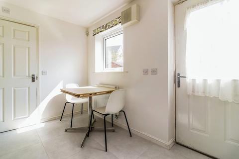 2 bedroom semi-detached house to rent, Dysart Street, Greater Manchester M11