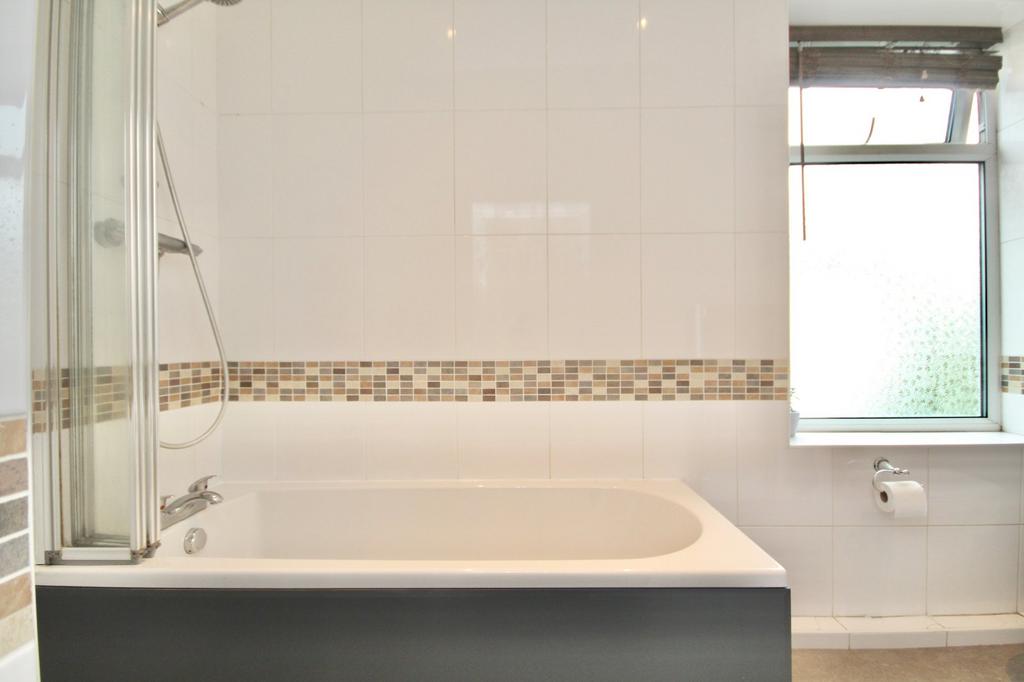 Bathroom2