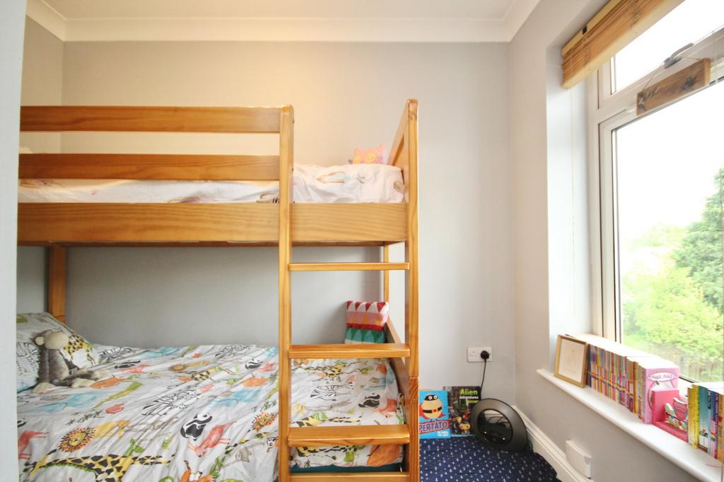 Bedroom 4/2