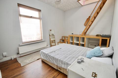 3 Lovaine Street, Middlesbrough, TS1 4EP
