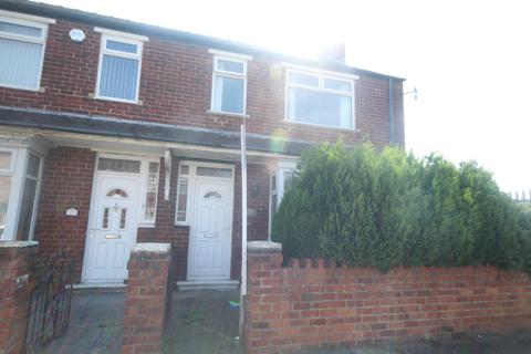 3 bedroom end of terrace house for sale, York Road, North Yorkshire TS5