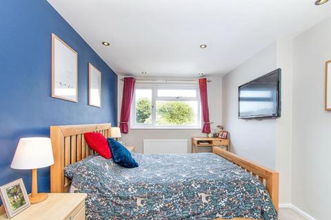 11 Bell Road, Leeds, LS13 2LR