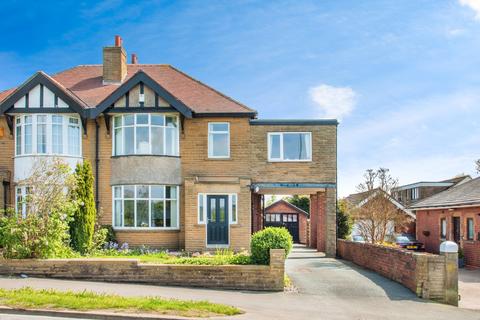 4 bedroom semi-detached house for sale, Scotchman Lane, Leeds LS27