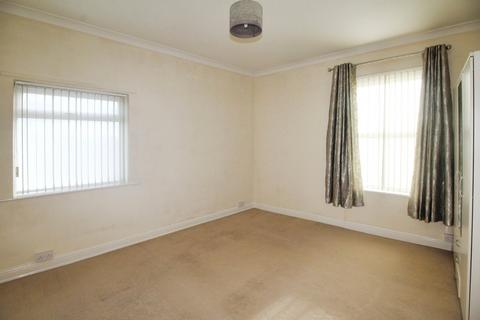 2 bedroom end of terrace house for sale, Westerton Road, Wakefield WF3