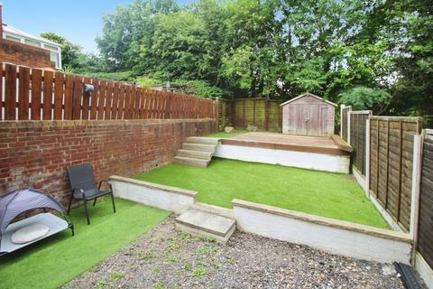 23 Thirlmere Close, Leeds, LS11 8JH
