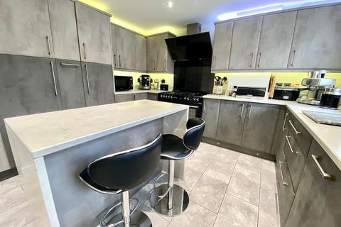 10 Birchall Close, Stapeley, Nantwich, CW5 7SQ