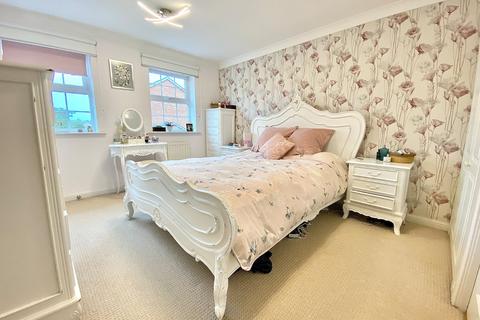 10 Birchall Close, Stapeley, Nantwich, CW5 7SQ