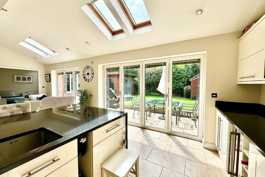 Kitchen Family Room