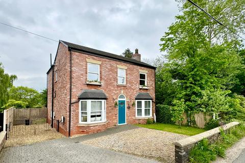 3 bedroom detached house for sale, Crewe Road, Crewe CW2