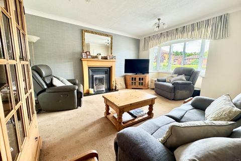 4 bedroom detached house for sale, Thorpe Close, Cheshire CW1