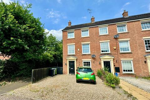 3 bedroom end of terrace house for sale, Gibson Close, Cheshire CW5