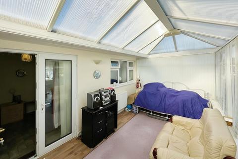 2 bedroom bungalow for sale, Balmoral Close, Staffordshire ST4