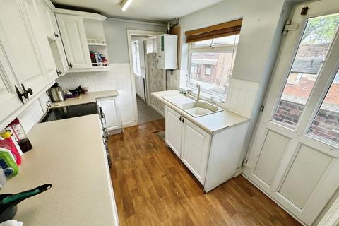 2 bedroom end of terrace house for sale, Oxford Street, Staffordshire ST4