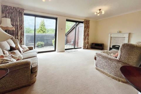 7 The Downs, Cuddington, Northwich, CW8 2XD