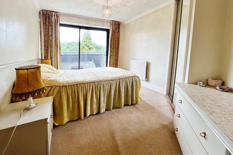 7 The Downs, Cuddington, Northwich, CW8 2XD