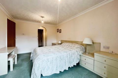 7 The Downs, Cuddington, Northwich, CW8 2XD