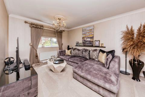 4 bedroom detached house for sale, Linmere Walk, Northwich CW8