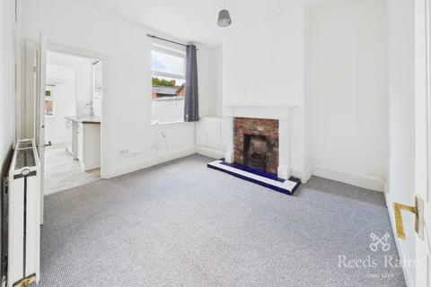 2 bedroom terraced house to rent, Flower Street, Cheshire CW8