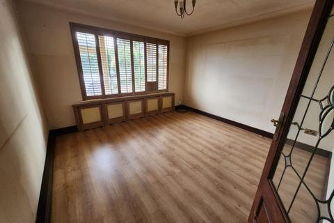 3 bedroom detached house to rent, South View Gardens, Nottingham NG15