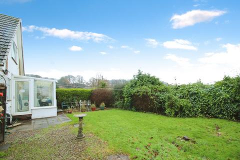 39 Healey Crescent, Ossett, WF5 8NB